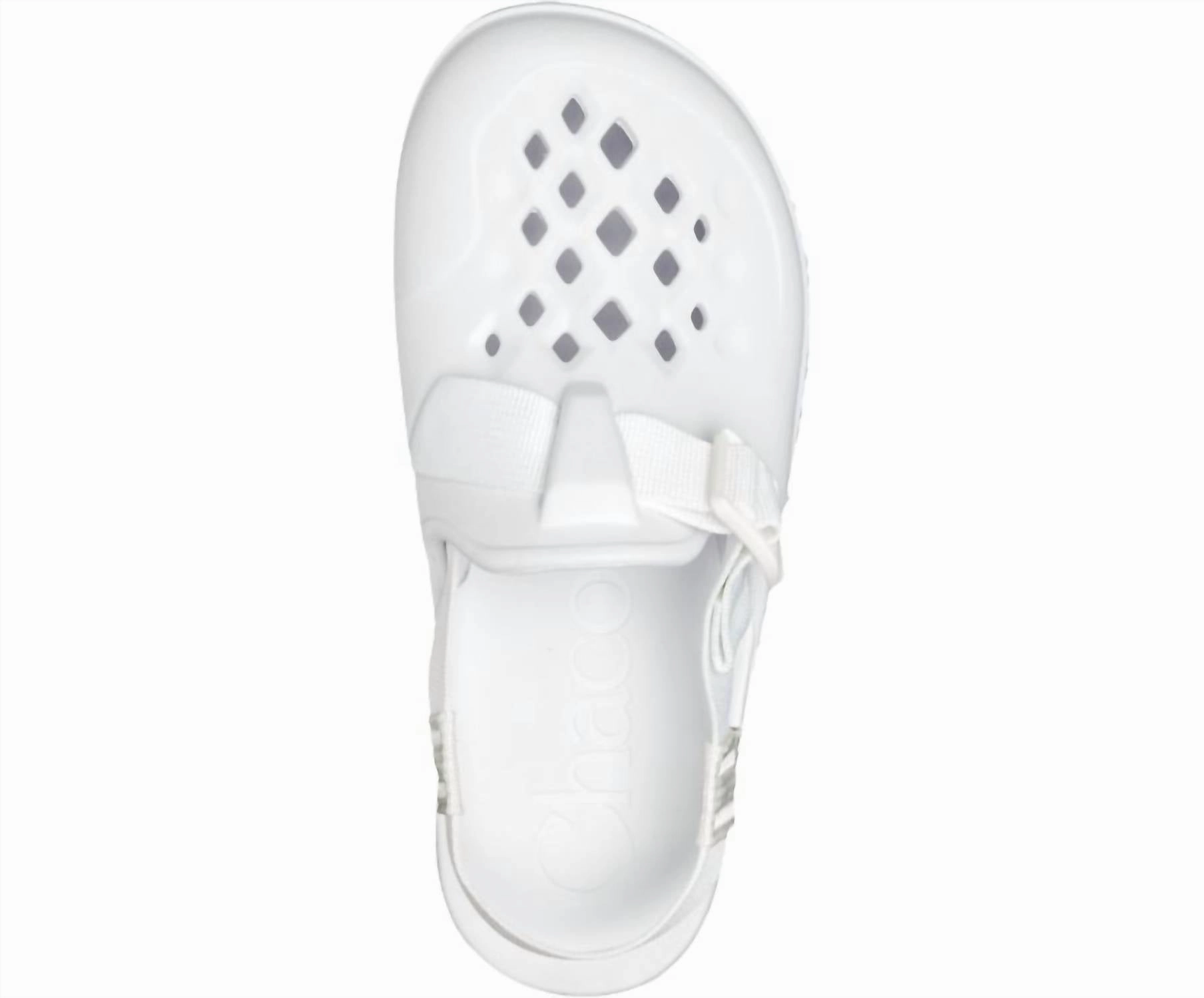 Women's Chillos Clogs In White medium fit