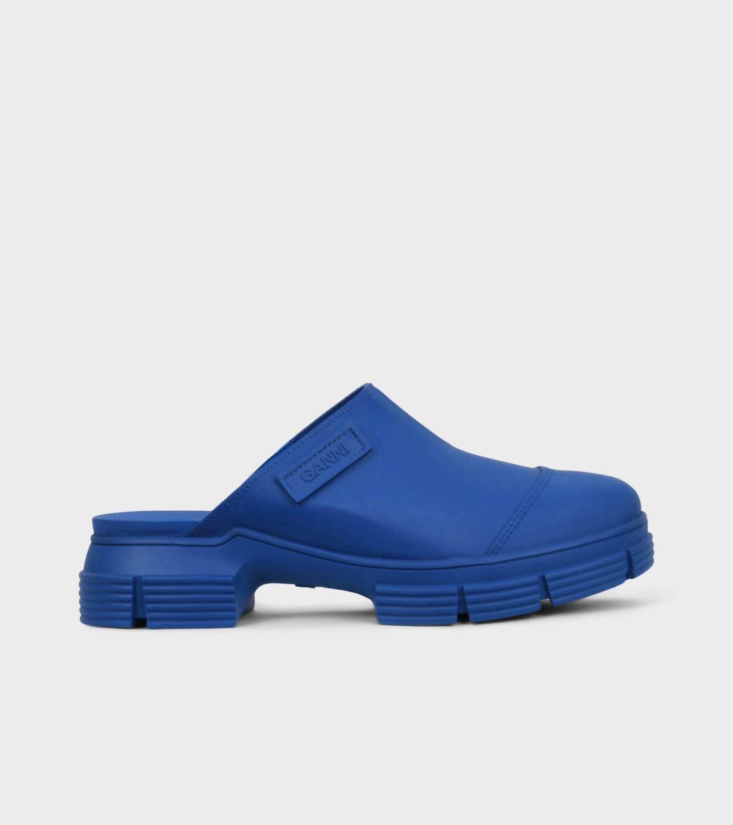 Women's City Mule In Dazzling Blue Comfy Beach Fit