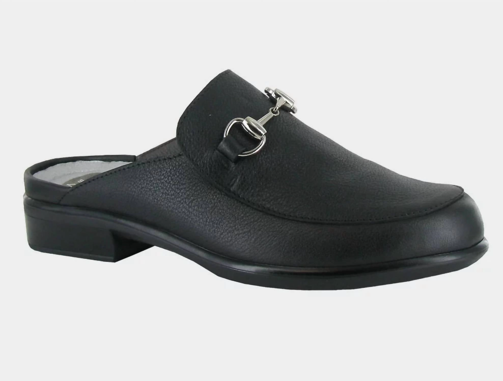 Outdoor Relax Sleek Comfort Women??S Halny Leather Clog In Soft Black