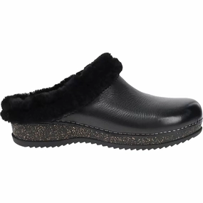 Strong Stitching Women's Magda Wazy Milled Mule In Black