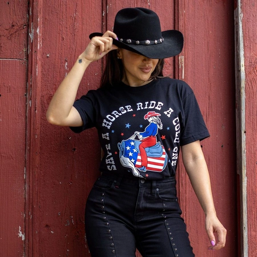 Chic and Cozy Women's Save a Horse Boyfriend Fit T-Shirt - Black