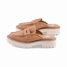 Women's Sherlyn Loafer Mule In Almond Closed Toe Design