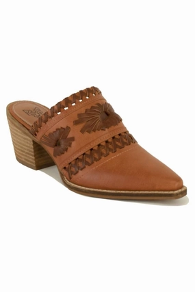 Comfort Slip-On Women's Tessa Southwestern Mule In Camel