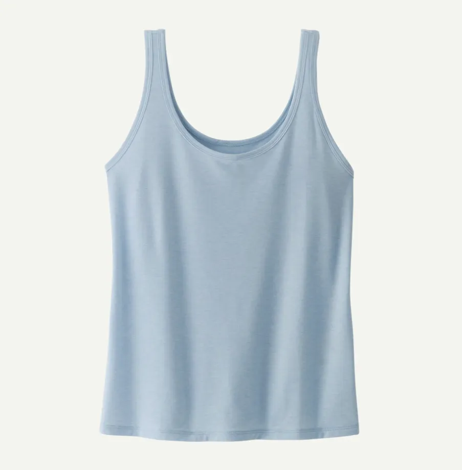 couple wear W's Glorya Tank