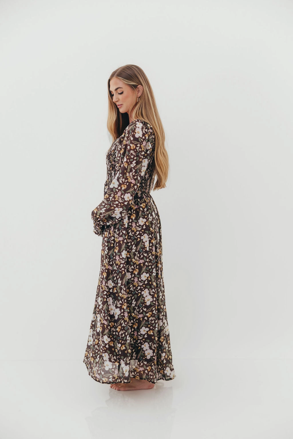 Slim-fit All-Occasion Wear Luann Floral Maxi Dress in Mocha Mousse
